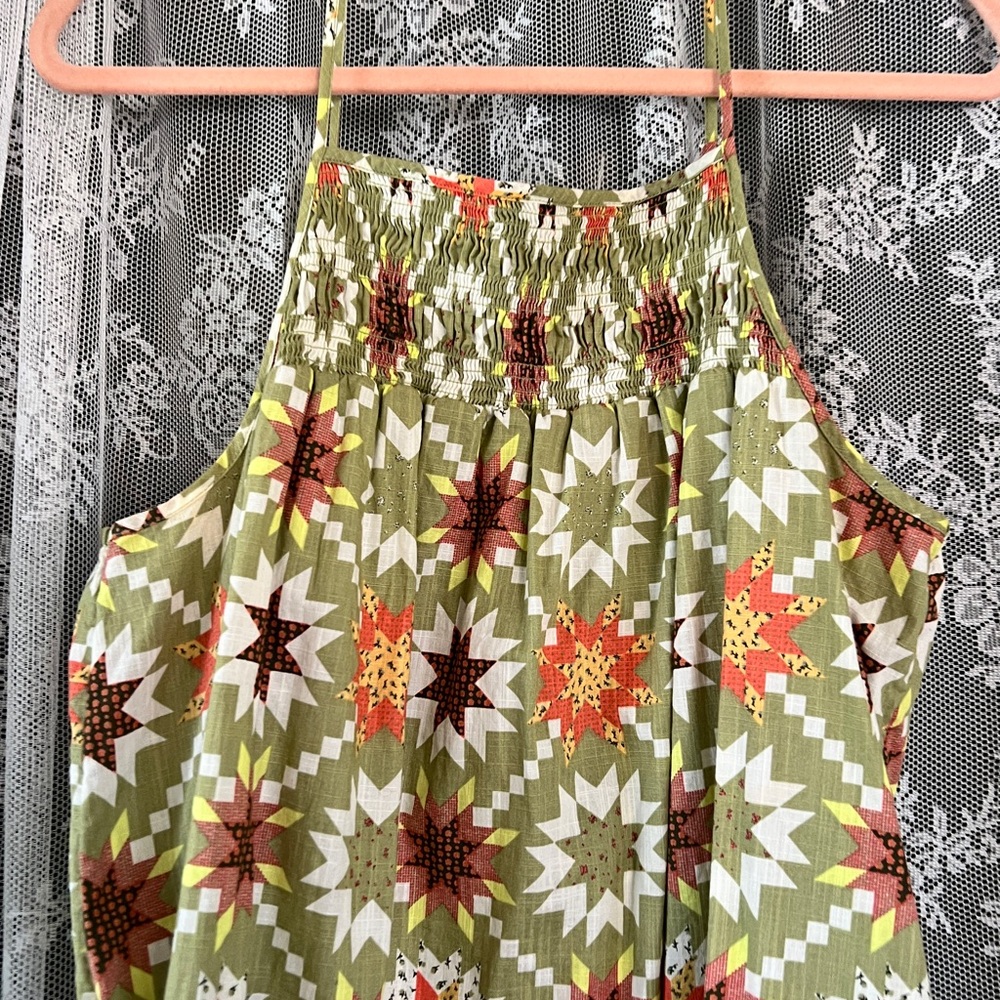 Universal Thread Green Star Pattern Maxi Dress